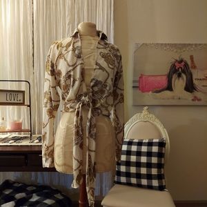 PRETTY LITTLE THING BLOUSE 👚